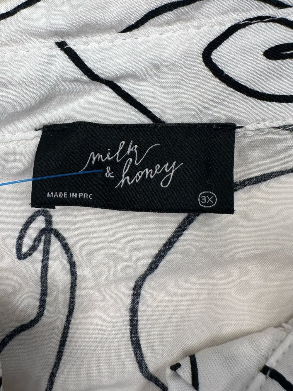 Milk & Honey white button-down blouse distinct black abstract face 3X - Picture 3 of 4